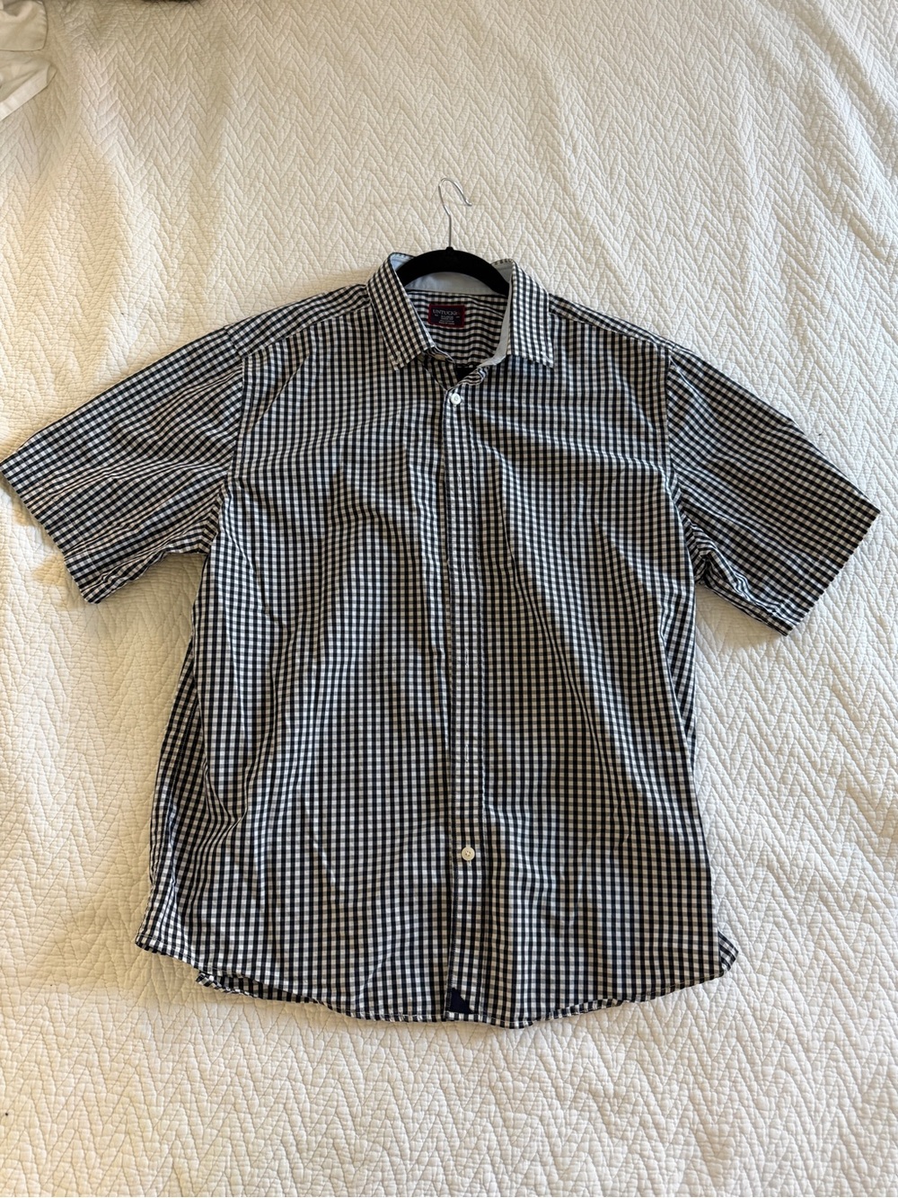 UNTUCKit Navy & White Short-Sleeve Gingham Button-Down Shirt